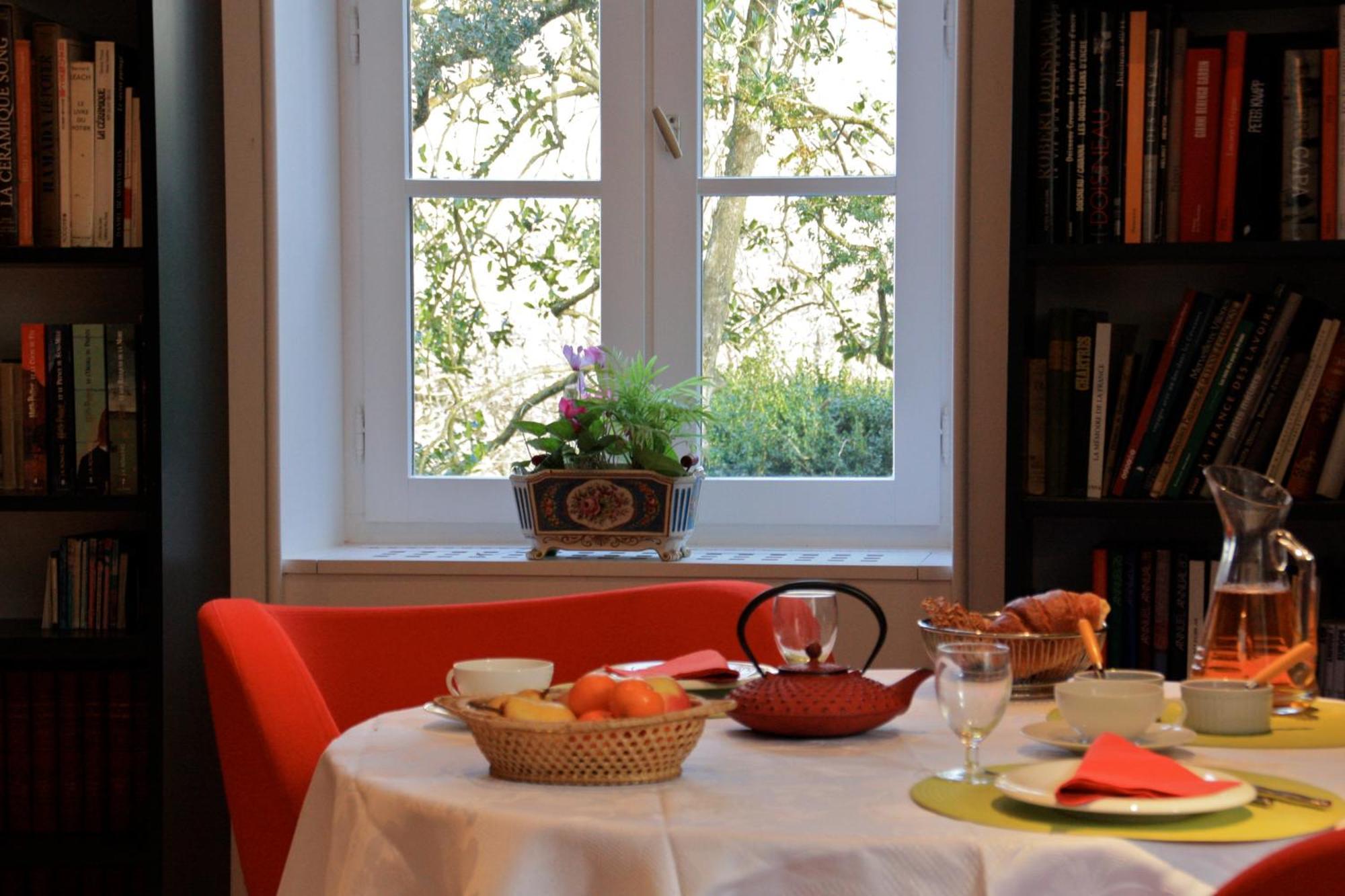L'Atelier Du Relais Bed & Breakfast Laives Bagian luar foto